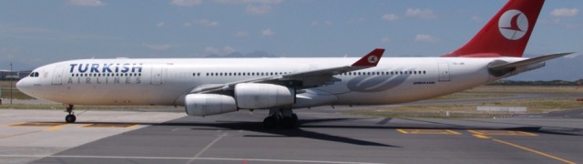 Baga & # x17C, without the & # x142; a & # x15B; owner. Another airplane Turkish Airlines valve & # XF3; dedicated